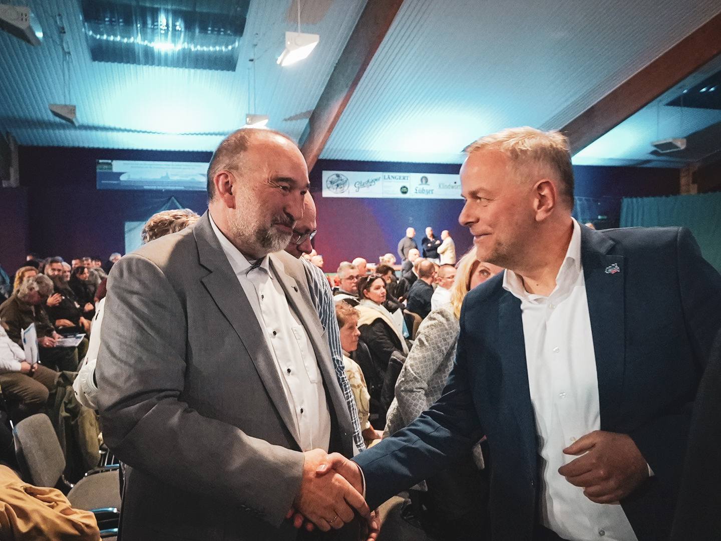 587899985 1267297582106594 1724548270089834345 n